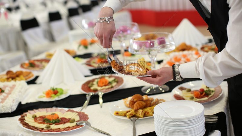 小标题：靠谱预制菜，看这四个方面